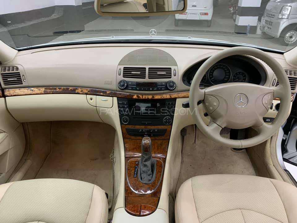 Mercedes Benz E Class 2006 for Sale in Rawalpindi Mercedes Benz E Class 2006 for Sale in Rawalpindi Image-9