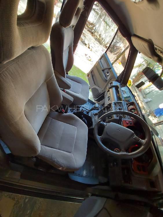 مٹسوبیشی پجیرو 1996 for Sale in ایبٹ آباد مٹسوبیشی پجیرو 1996 for Sale in ایبٹ آباد Image-8