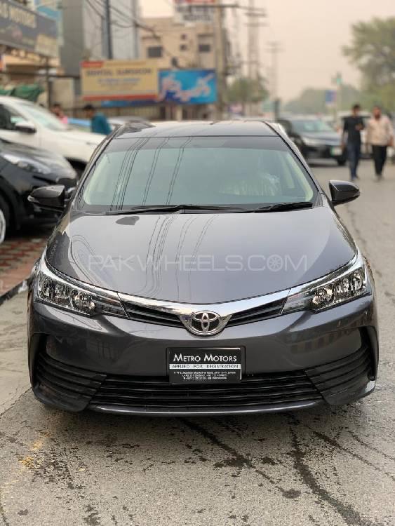 Toyota Corolla 2020 for Sale in Lahore Image-1