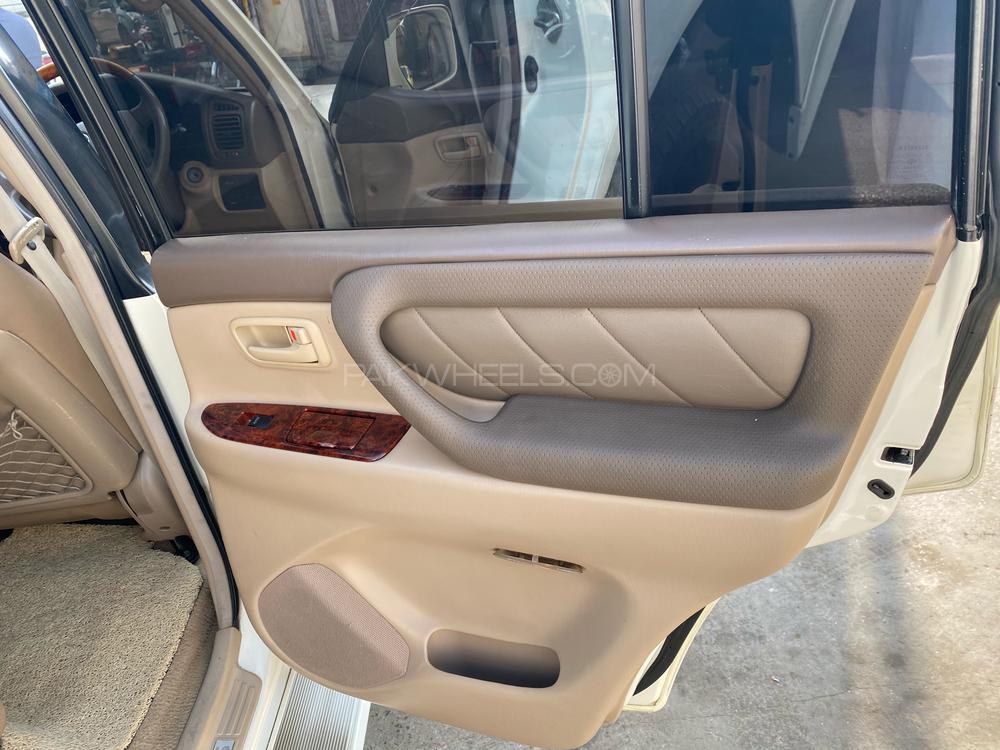 Toyota Land Cruiser 2002 for Sale in Rawalpindi Toyota Land Cruiser 2002 for Sale in Rawalpindi Image-7