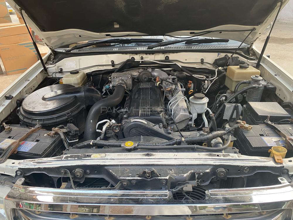 Toyota Land Cruiser 2002 for Sale in Rawalpindi Toyota Land Cruiser 2002 for Sale in Rawalpindi Image-13