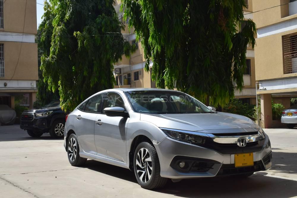Honda Civic 2017 for Sale in Karachi Image-1
