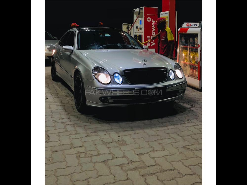 Mercedes Benz E Class 2003 for Sale in Peshawar Mercedes Benz E Class 2003 for Sale in Peshawar Image-4