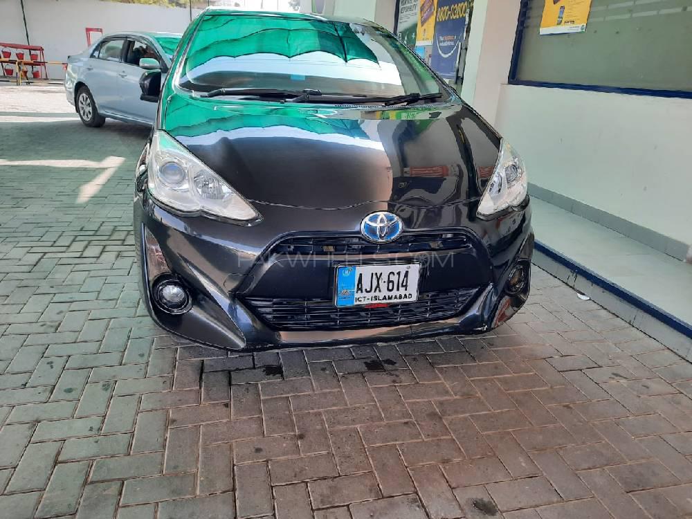 Toyota Aqua 2015 for Sale in Multan Image-1