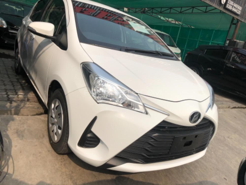 Toyota Vitz 2017 for Sale in Lahore Toyota Vitz 2017 for Sale in Lahore Image-6