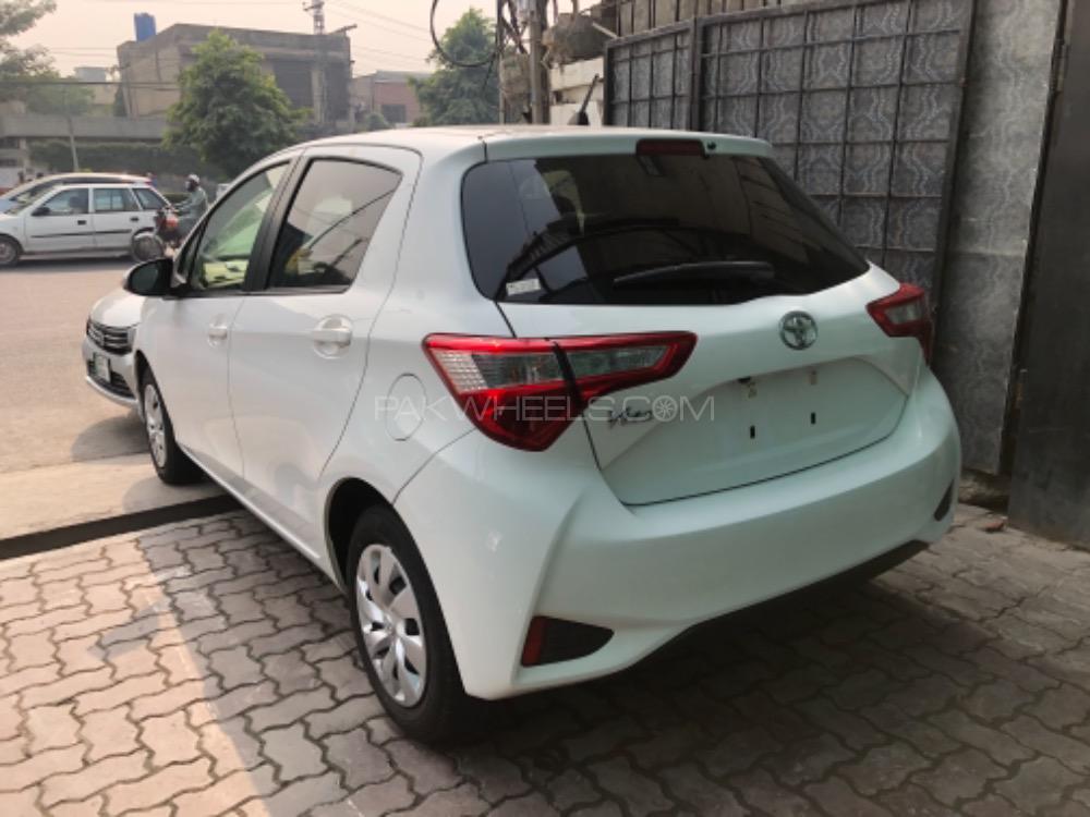 Toyota Vitz 2017 for Sale in Lahore Toyota Vitz 2017 for Sale in Lahore Image-7