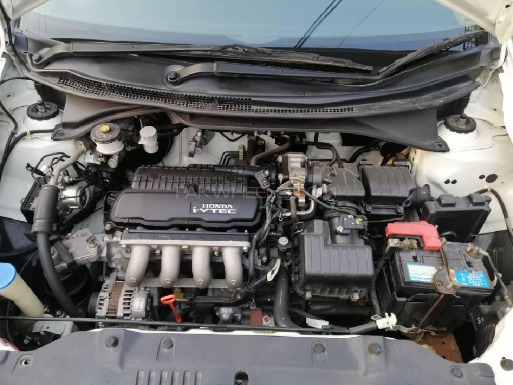 Honda City 2014 for Sale in Lahore Honda City 2014 for Sale in Lahore Image-9