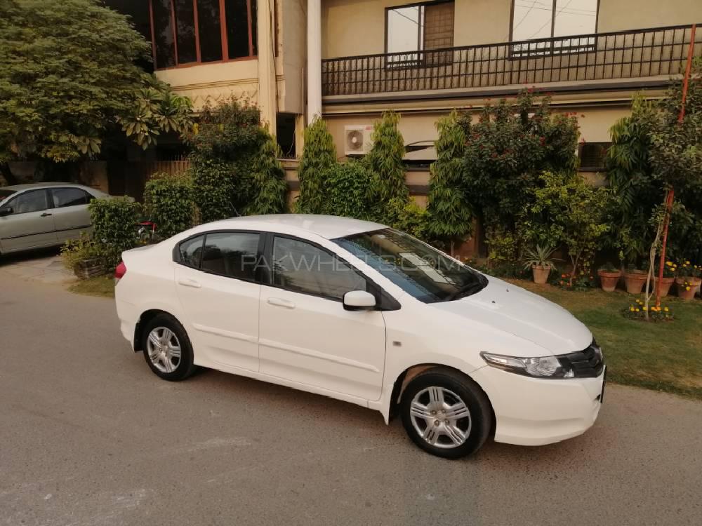 Honda City 2014 for Sale in Lahore Honda City 2014 for Sale in Lahore Image-12