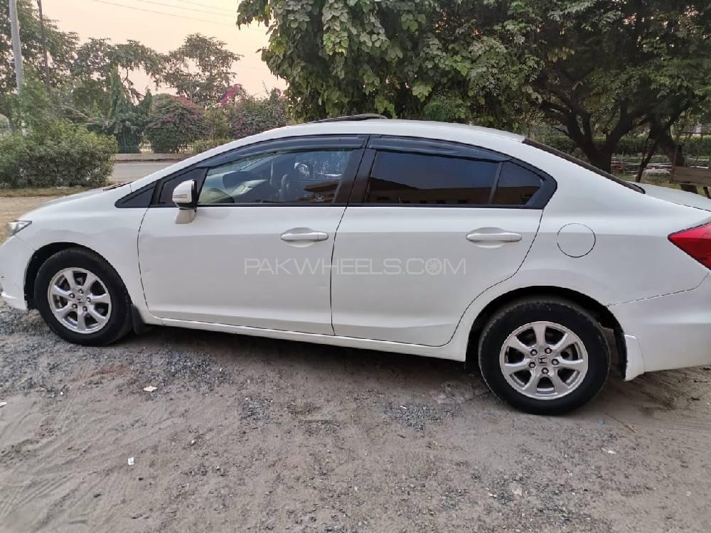 Honda Civic 2013 for Sale in Faisalabad Honda Civic 2013 for Sale in Faisalabad Image-8