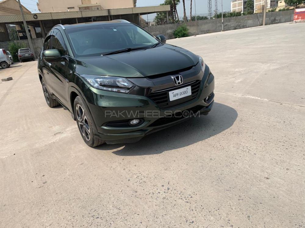 Honda Vezel 2015 for Sale in Rawalpindi Image-1