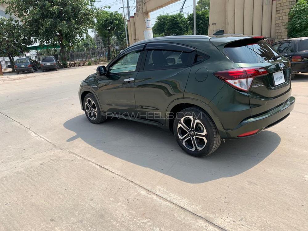 Honda Vezel 2015 for Sale in Rawalpindi Honda Vezel 2015 for Sale in Rawalpindi Image-3