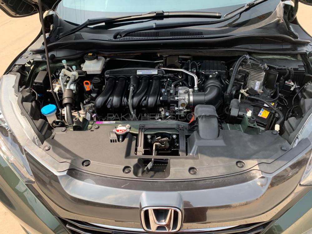 Honda Vezel 2015 for Sale in Rawalpindi Honda Vezel 2015 for Sale in Rawalpindi Image-12