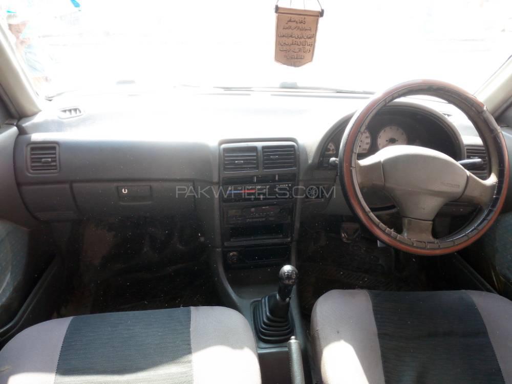Suzuki Cultus 2004 for Sale in Peshawar Suzuki Cultus 2004 for Sale in Peshawar Image-2