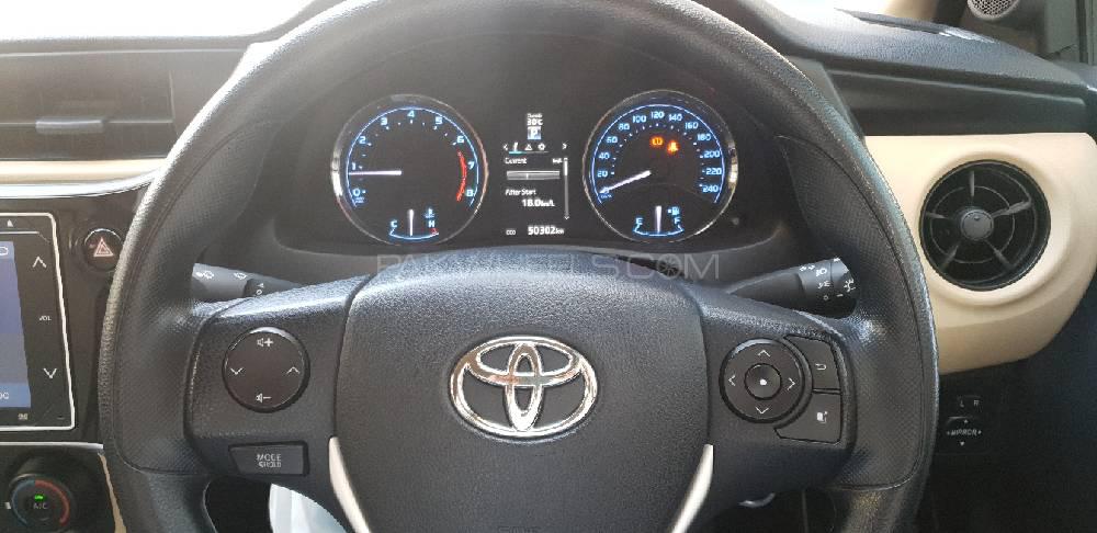 Toyota Corolla 2018 for Sale in Lahore Toyota Corolla 2018 for Sale in Lahore Image-12