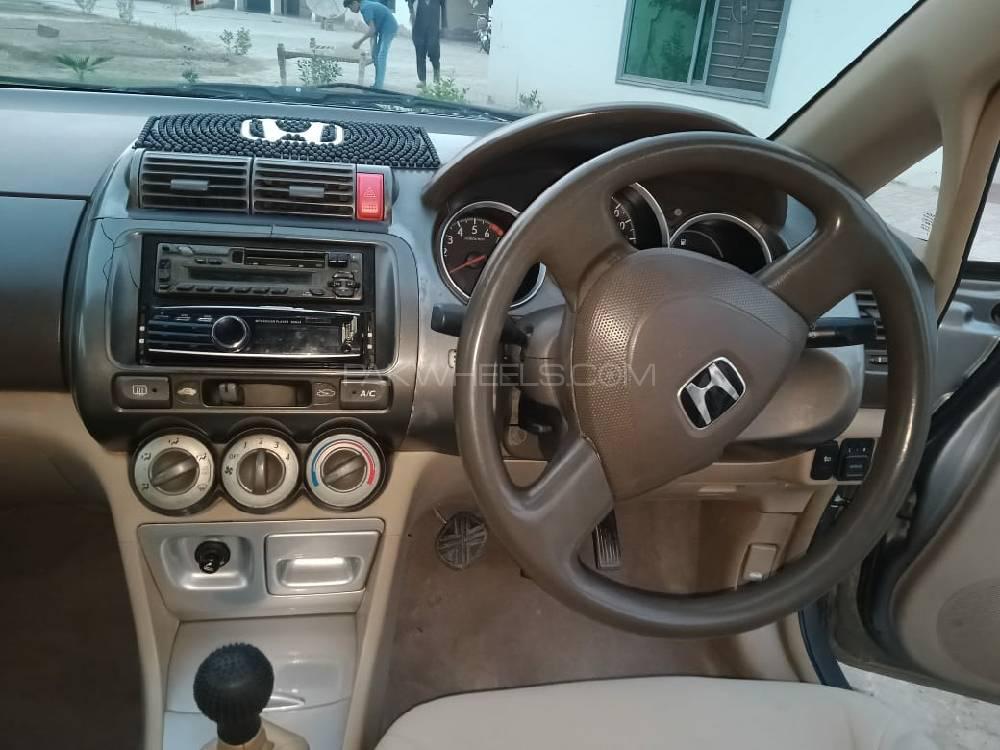 Honda City 2006 for Sale in Bahawalpur Honda City 2006 for Sale in Bahawalpur Image-9