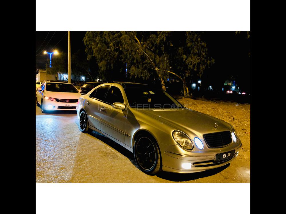 Mercedes Benz E Class 2003 for Sale in Peshawar Mercedes Benz E Class 2003 for Sale in Peshawar Image-8