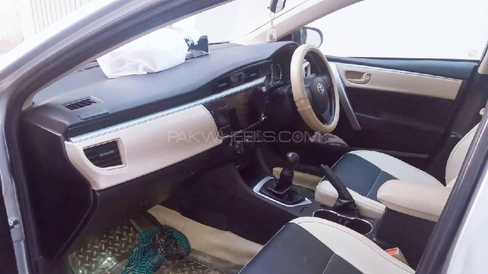 Toyota Corolla 2015 for Sale in Multan Image-1
