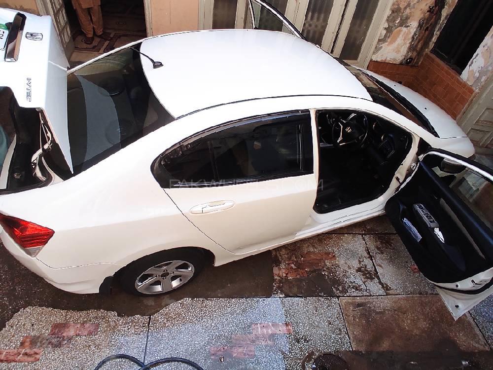 ہونڈا سٹی 2012 for Sale in فیصل آباد ہونڈا سٹی 2012 for Sale in فیصل آباد Image-2
