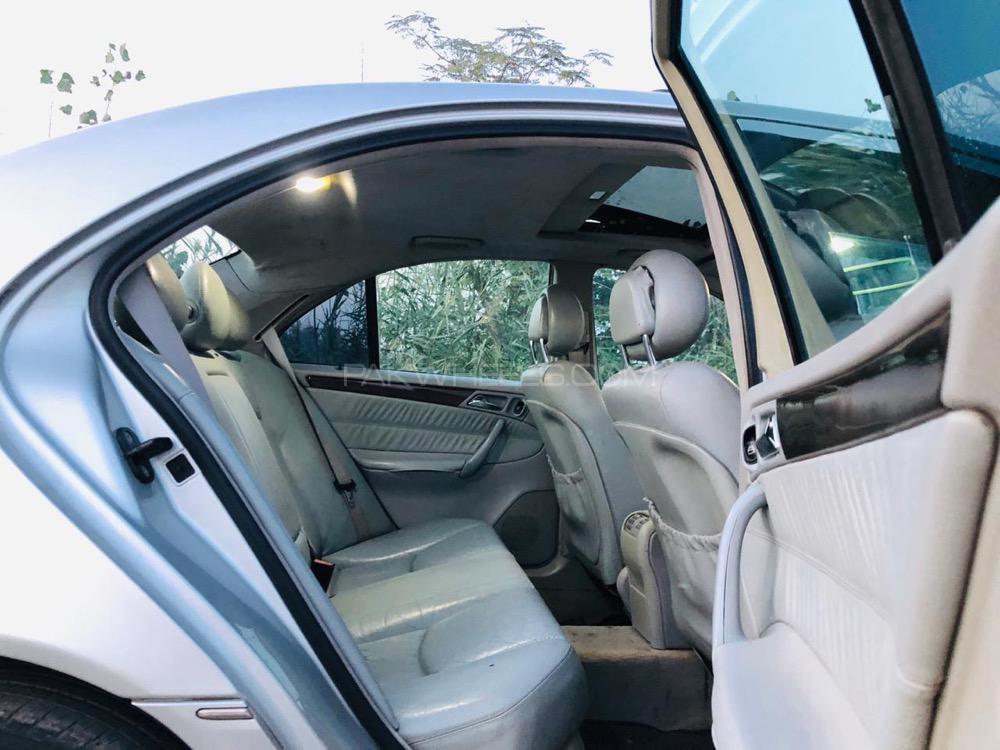 Mercedes Benz C Class 2002 for Sale in Peshawar Mercedes Benz C Class 2002 for Sale in Peshawar Image-5