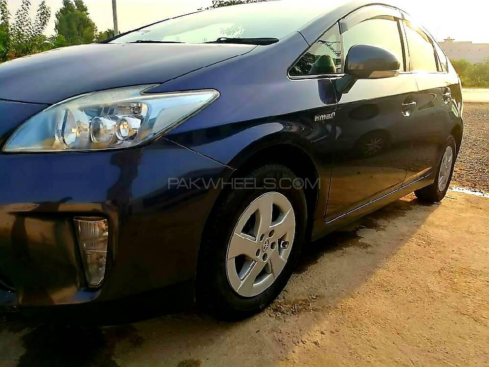 Toyota Prius 2011 for Sale in Swabi Toyota Prius 2011 for Sale in Swabi Image-2