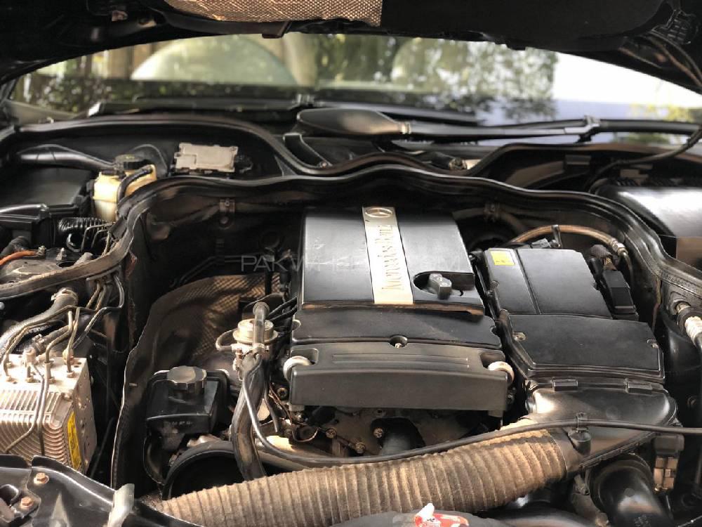 مرسڈیز بینز ای کلاس 2003 for Sale in پشاور مرسڈیز بینز ای کلاس 2003 for Sale in پشاور Image-15