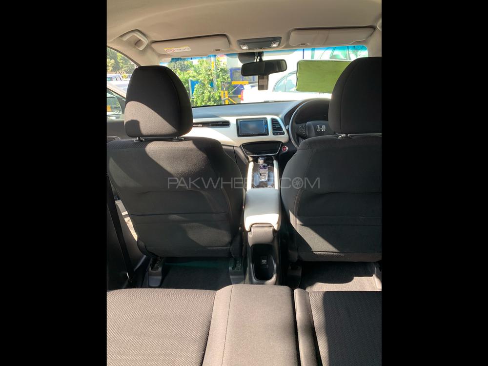 Honda Vezel 2016 for Sale in Islamabad Honda Vezel 2016 for Sale in Islamabad Image-2
