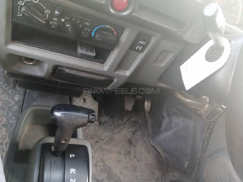 Nissan Clipper 2012 for Sale in Daska Nissan Clipper 2012 for Sale in Daska Image-3