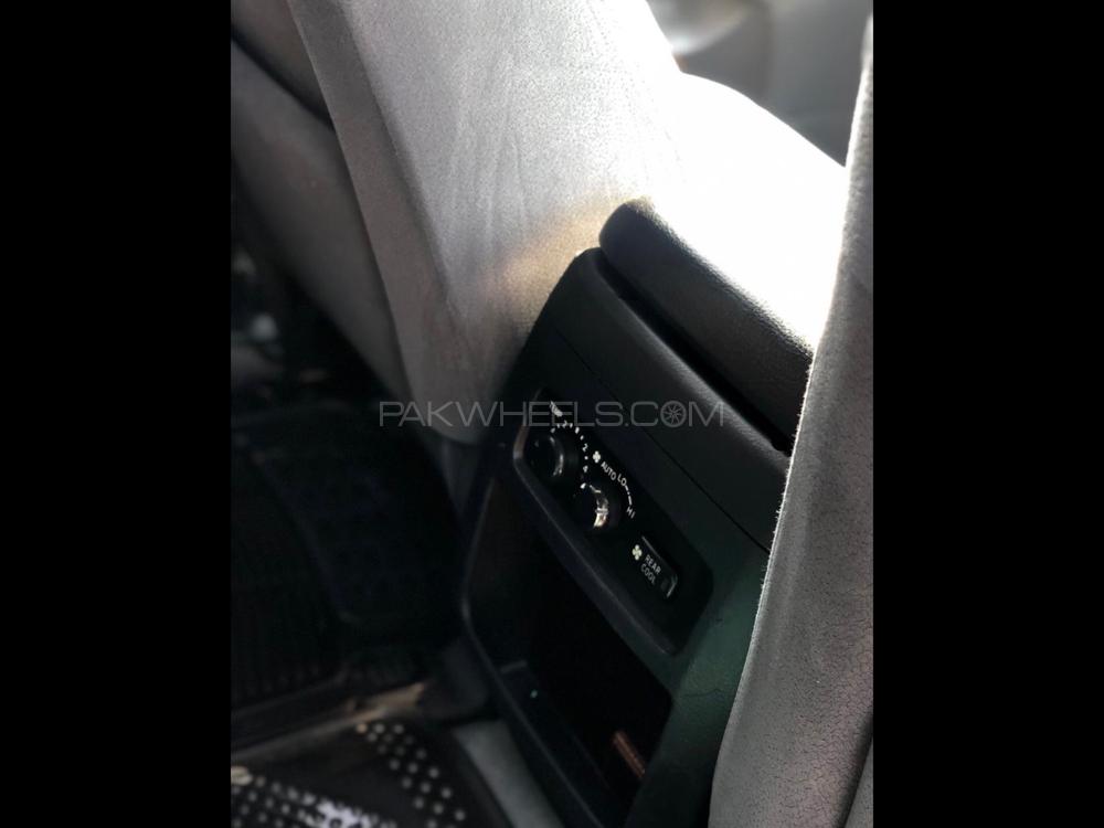 ٹویوٹا پراڈو 2003 for Sale in سرگودھا ٹویوٹا پراڈو 2003 for Sale in سرگودھا Image-16