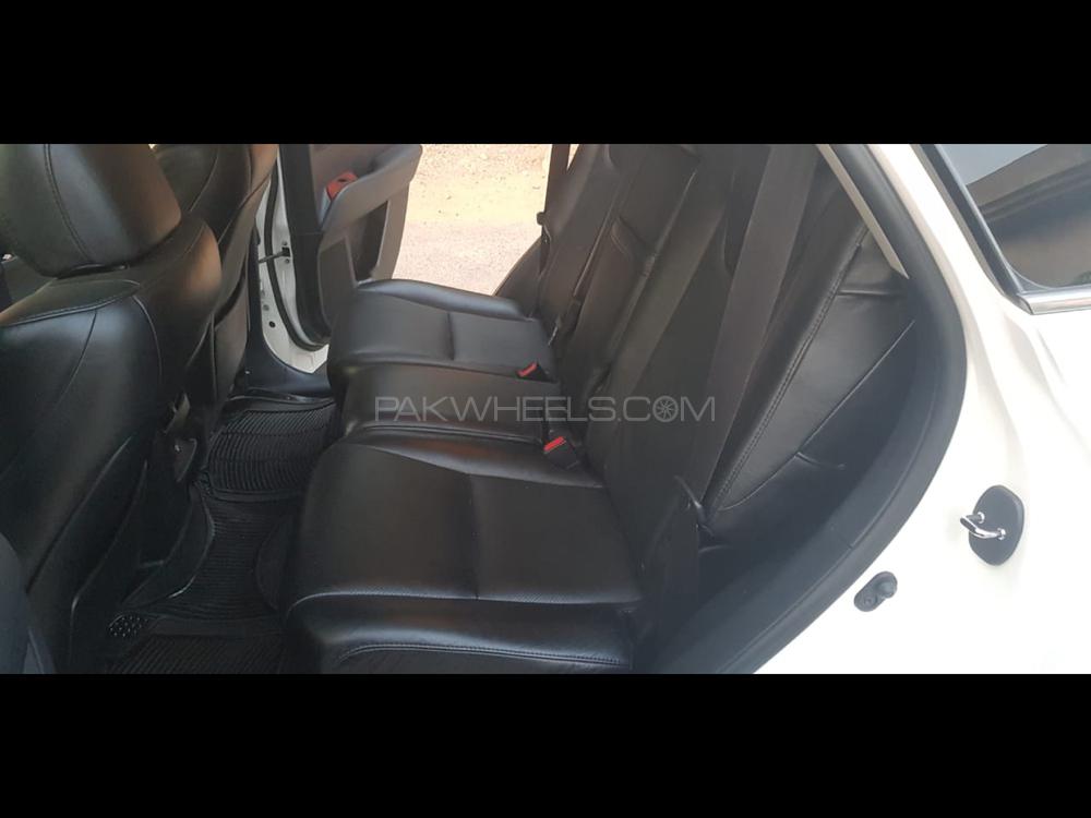 لیکزس آر ایکس سیریز 2010 for Sale in کراچی لیکزس آر ایکس سیریز 2010 for Sale in کراچی Image-8
