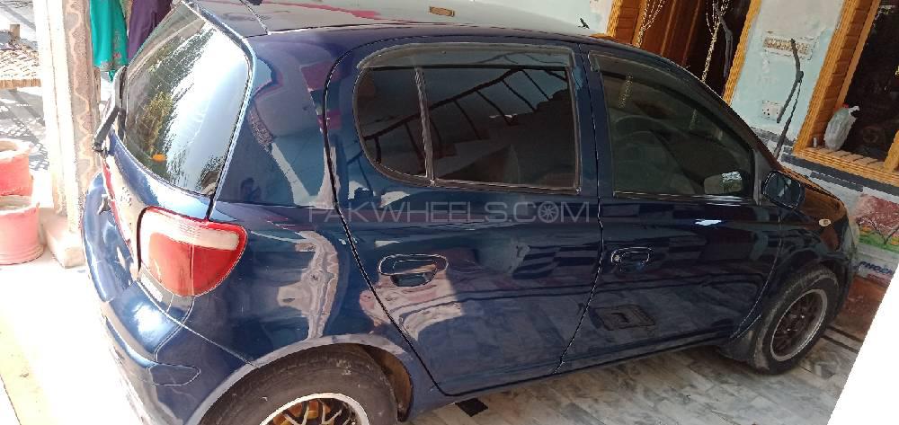 Toyota Vitz 2001 for Sale in Peshawar Toyota Vitz 2001 for Sale in Peshawar Image-3
