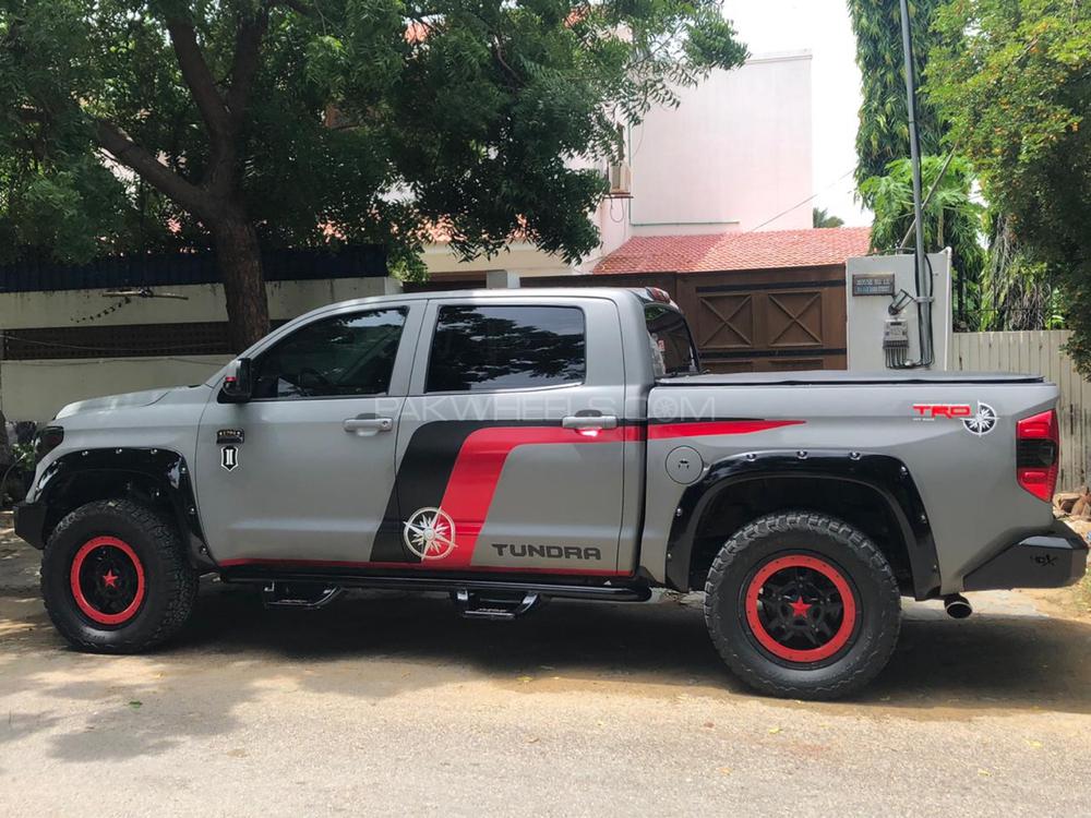 Toyota Tundra 2018 for Sale in Karachi Toyota Tundra 2018 for Sale in Karachi Image-9