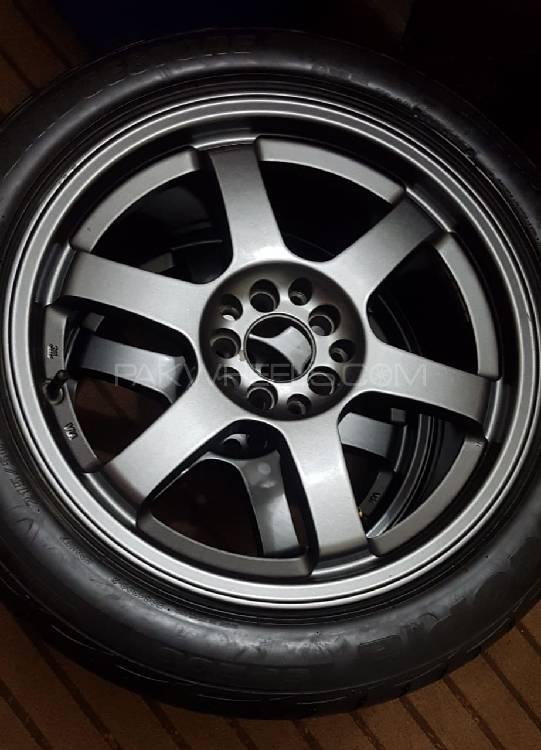 alloy rims 17inch for toyota and honda both Image-1