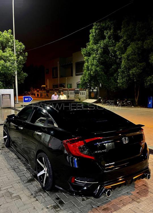 Honda Civic - 2021  Honda Civic - 2021  Image-3