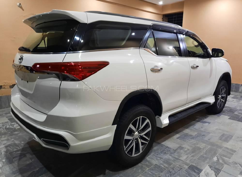 Toyota Fortuner 2019 for Sale in Lahore Toyota Fortuner 2019 for Sale in Lahore Image-5
