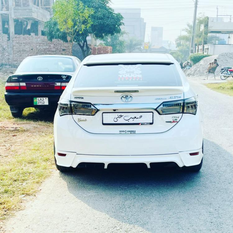 Toyota Corolla - 2016  Toyota Corolla - 2016  Image-2