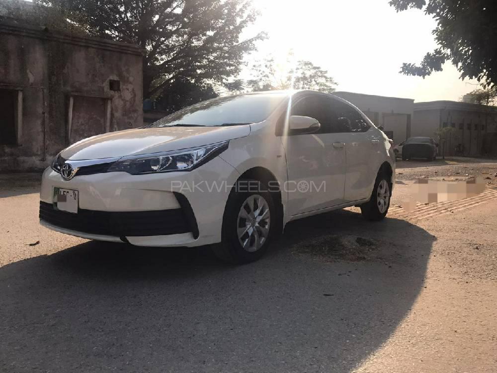 Toyota Corolla 2018 for Sale in Lahore Toyota Corolla 2018 for Sale in Lahore Image-16