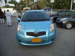 Used Toyota Vitz 2005