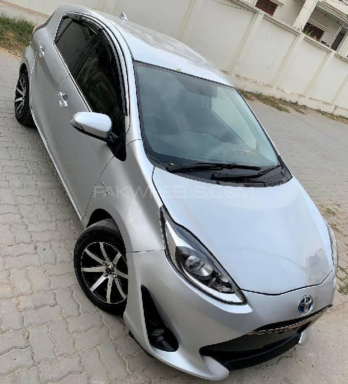 Toyota Aqua 2017 for Sale in Sialkot Toyota Aqua 2017 for Sale in Sialkot Image-2