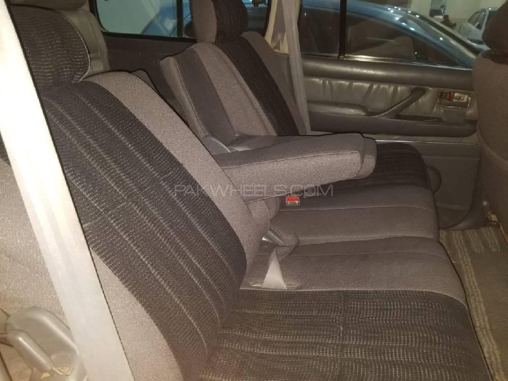 Toyota Land Cruiser 1996 for Sale in Quetta Toyota Land Cruiser 1996 for Sale in Quetta Image-5