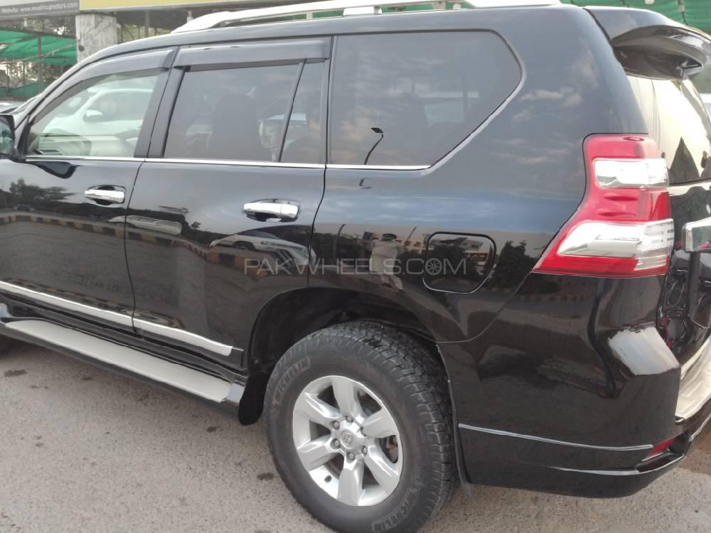 Toyota Prado 2013 for Sale in Lahore Toyota Prado 2013 for Sale in Lahore Image-12