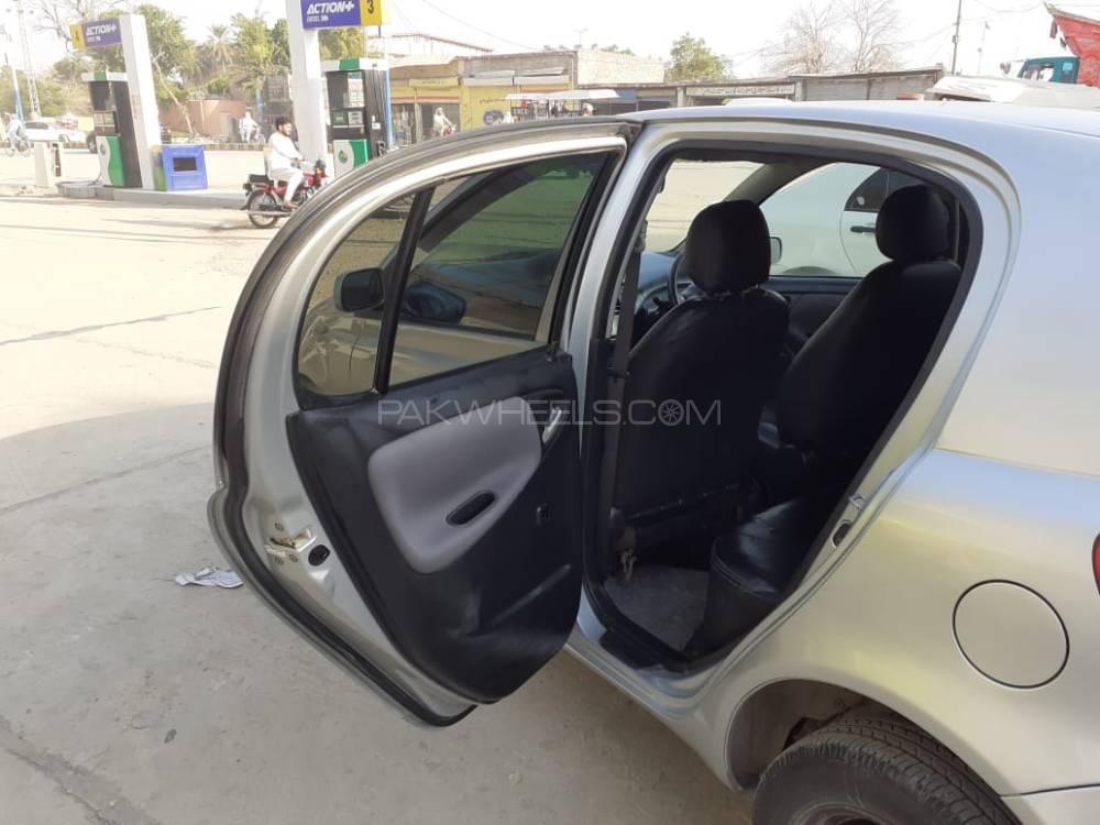 Toyota Vitz 2003 for Sale in Bannu Toyota Vitz 2003 for Sale in Bannu Image-12