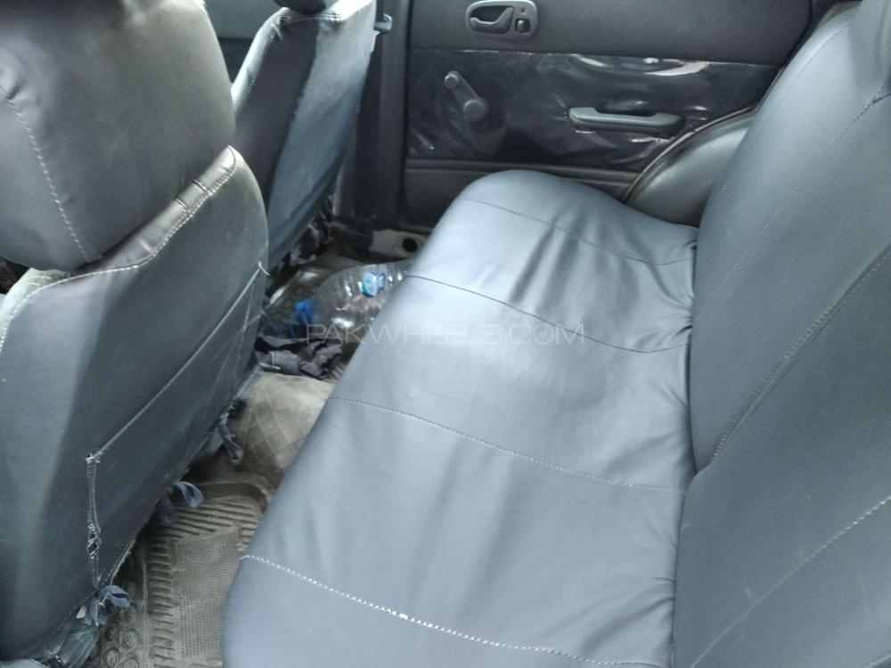 Suzuki Cultus 2006 for Sale in Hyderabad Suzuki Cultus 2006 for Sale in Hyderabad Image-7