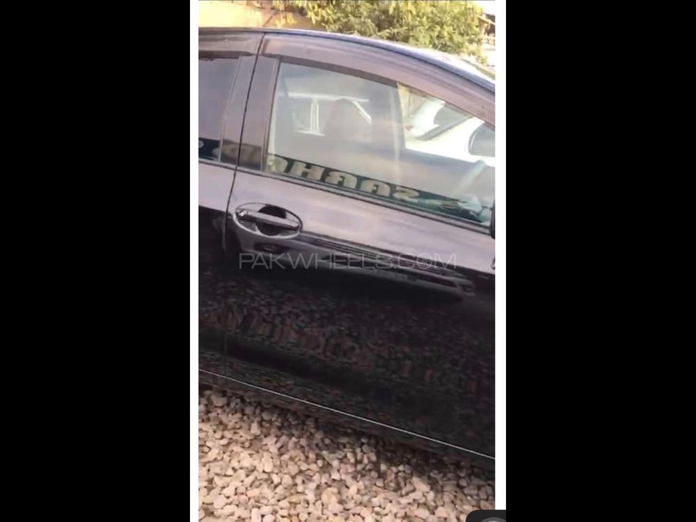 Toyota Vitz 2006 for Sale in Peshawar Toyota Vitz 2006 for Sale in Peshawar Image-8
