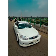 ہونڈا سوک - 2000