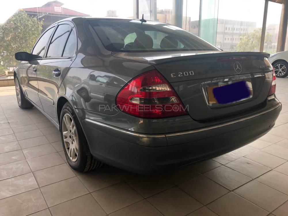 Mercedes Benz E Class 2006 for Sale in Karachi Mercedes Benz E Class 2006 for Sale in Karachi Image-4