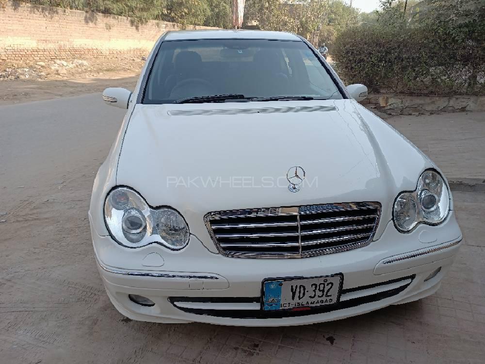 Mercedes Benz C Class 2007 for Sale in Sargodha Image-1
