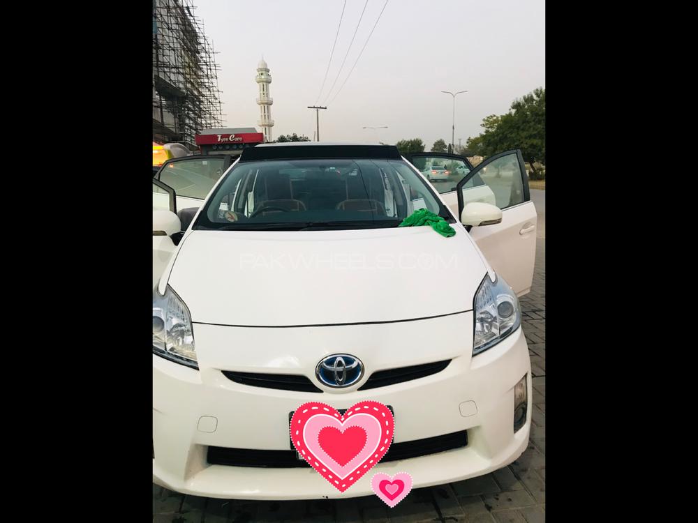 Toyota Prius 2009 for Sale in Islamabad Image-1
