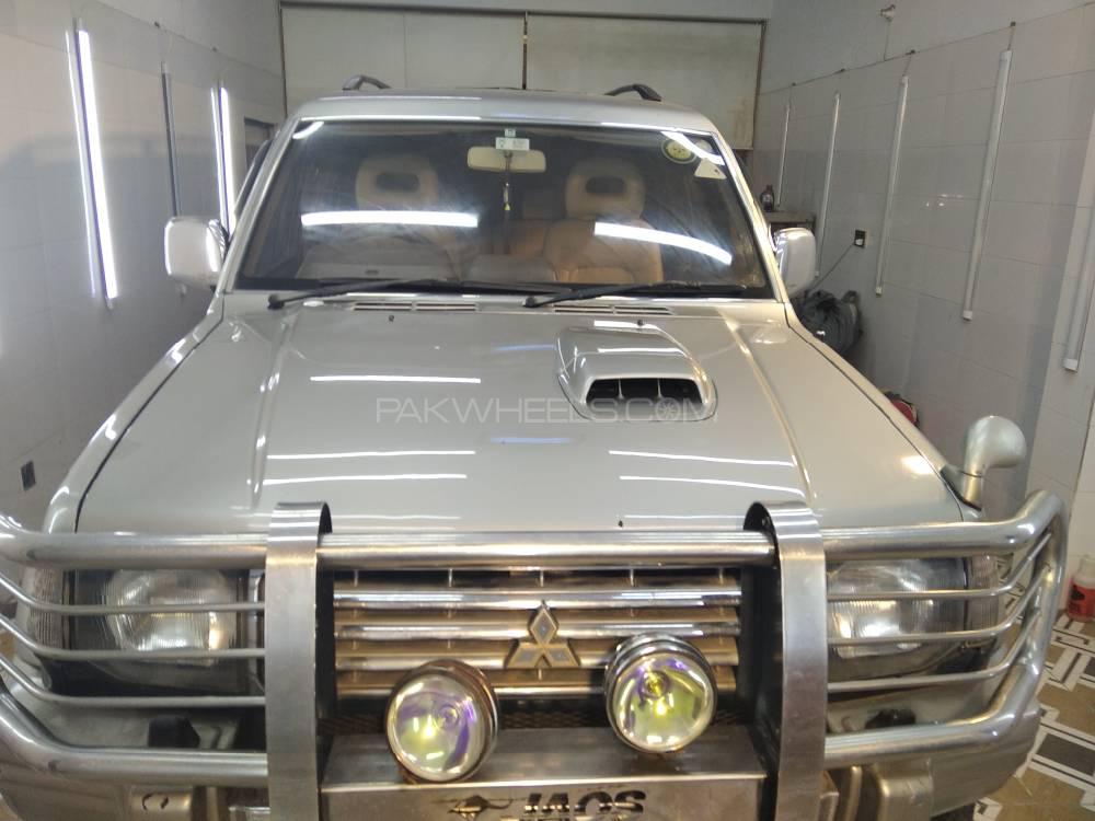 Mitsubishi Pajero 1992 for Sale in Lahore Image-1