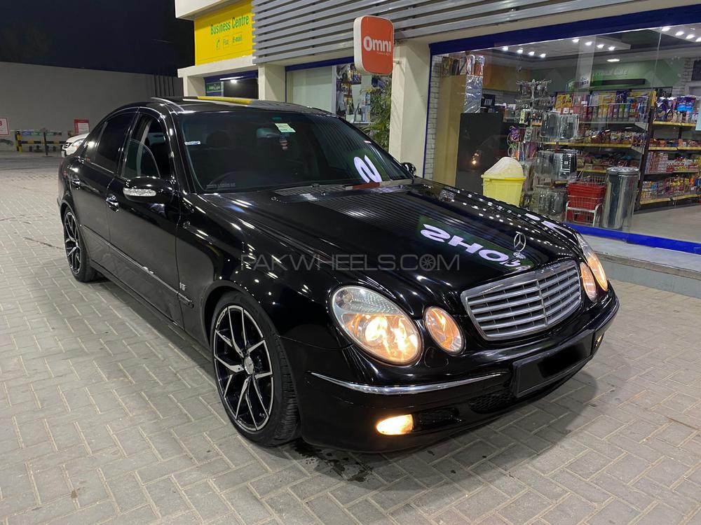 Mercedes Benz E Class 2006 for Sale in Peshawar Image-1