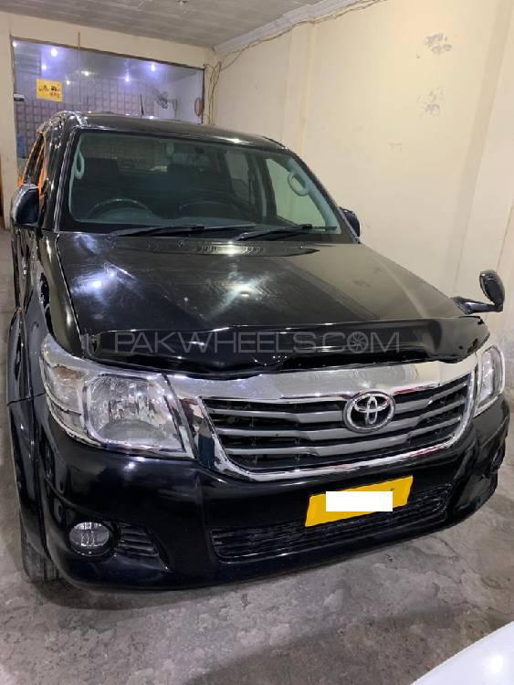 Toyota Hilux 2012 for Sale in Multan Image-1
